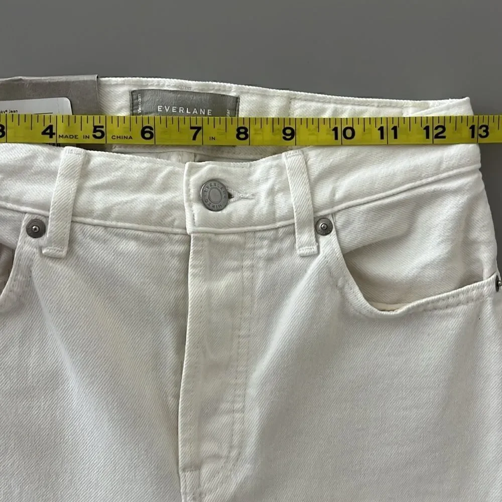 NWT Everlane Organic Cotton The '90s Cheeky® Jean in Bone Size 24
